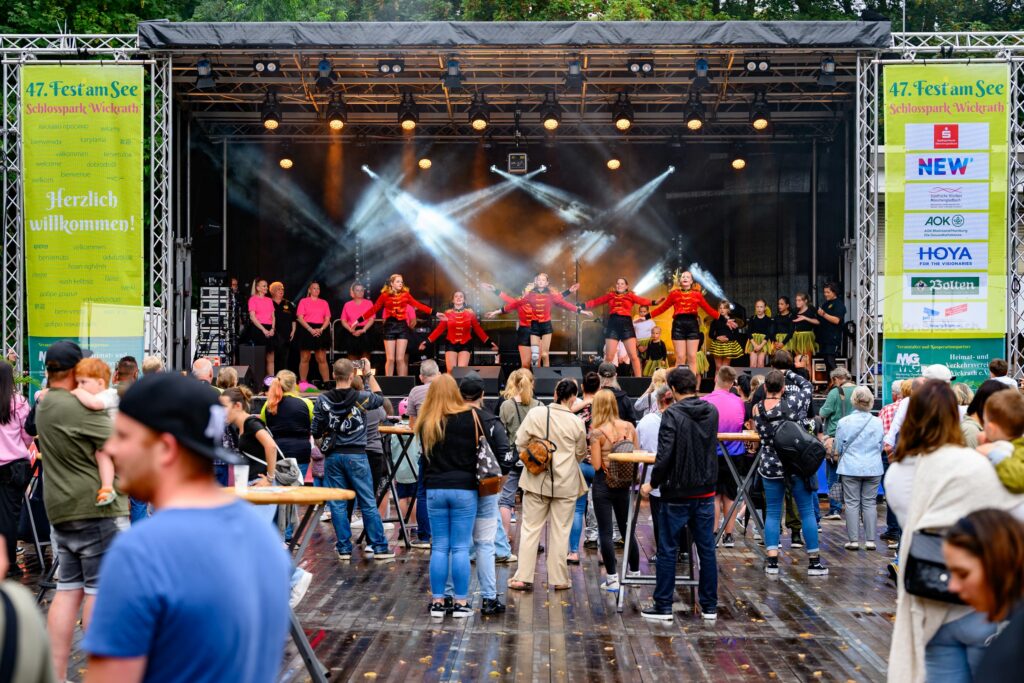 47. Fest am See im Schlosspark Wickrath 2024 (Foto: @ Carlos Albuquerque)