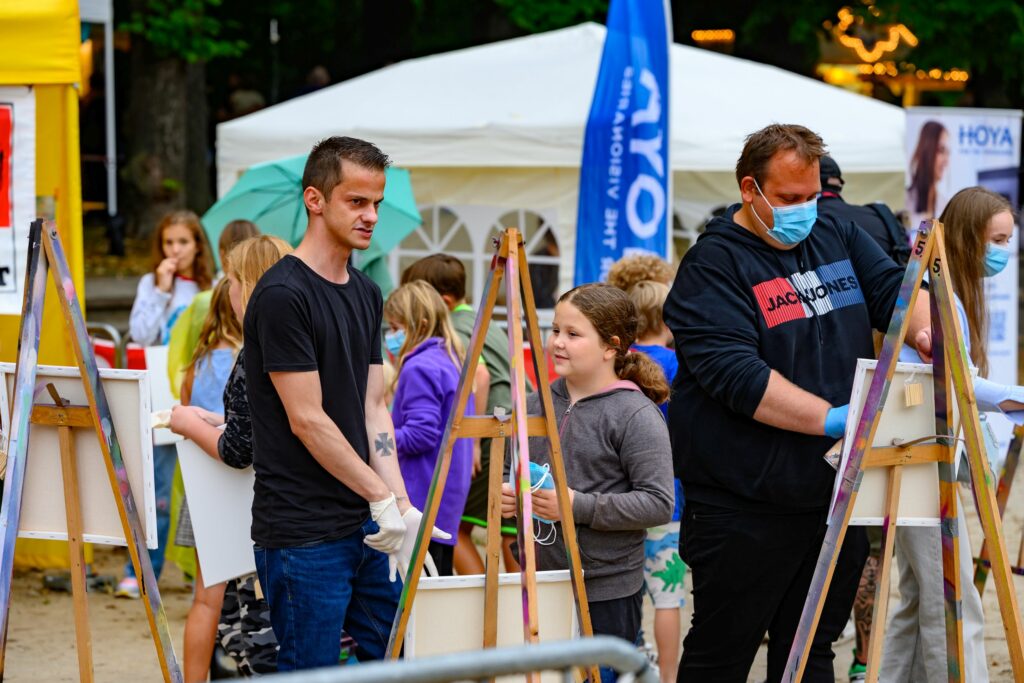 47. Fest am See im Schlosspark Wickrath 2024 (Foto: @ Carlos Albuquerque)