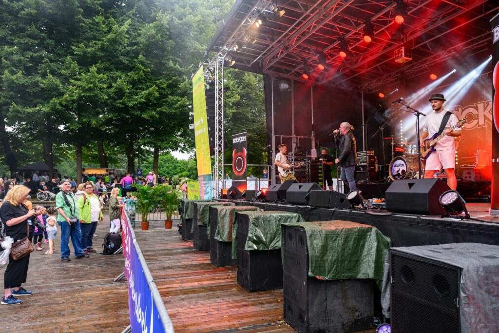 47. Fest am See im Schlosspark Wickrath 2024 (Foto: @ Carlos Albuquerque)