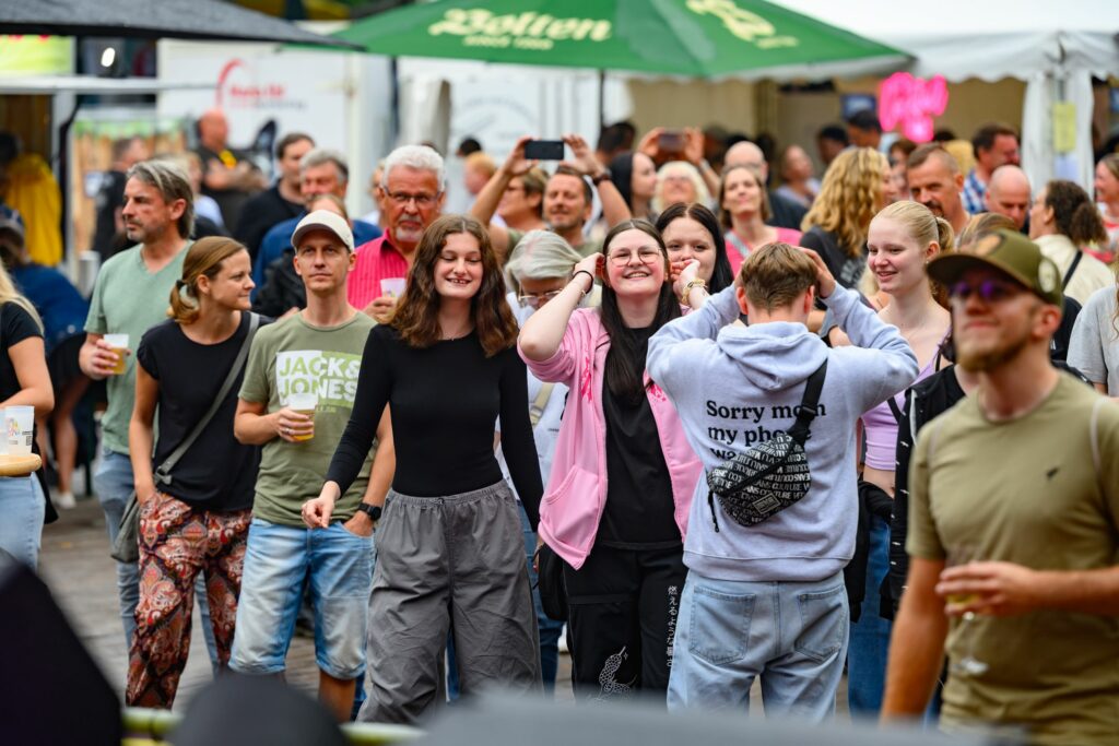 47. Fest am See im Schlosspark Wickrath 2024 (Foto: @ Carlos Albuquerque)